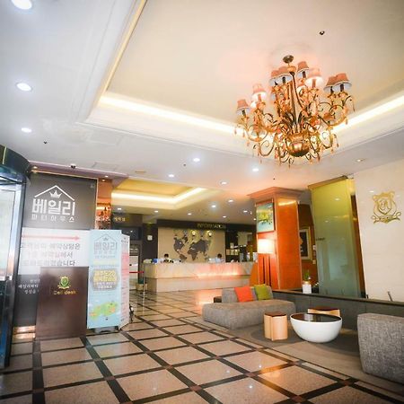 Hotel Noblesse Сеул Экстерьер фото