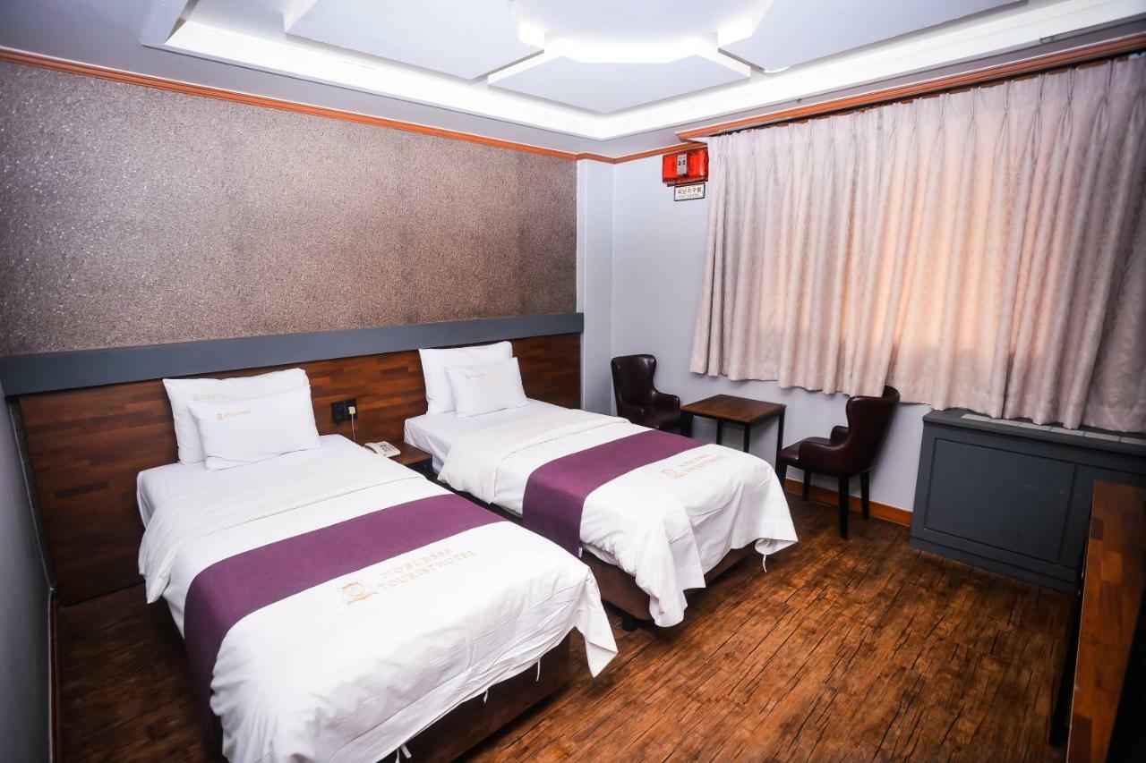 Hotel Noblesse Сеул Экстерьер фото