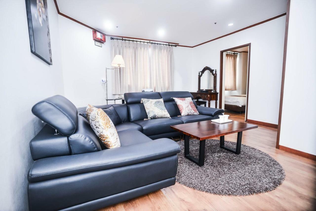 Hotel Noblesse Сеул Экстерьер фото