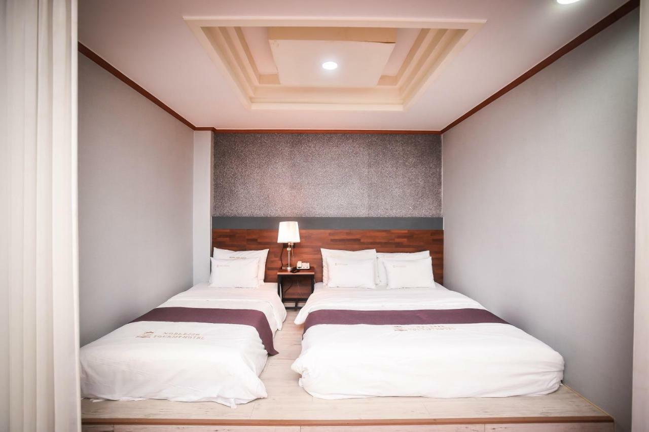 Hotel Noblesse Сеул Экстерьер фото